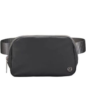 Lululemon Everywhere Bag-Gray